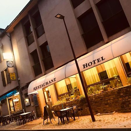 Hotel Restaurant L'Agapanthe Pont-de-Salars Kültér fotó