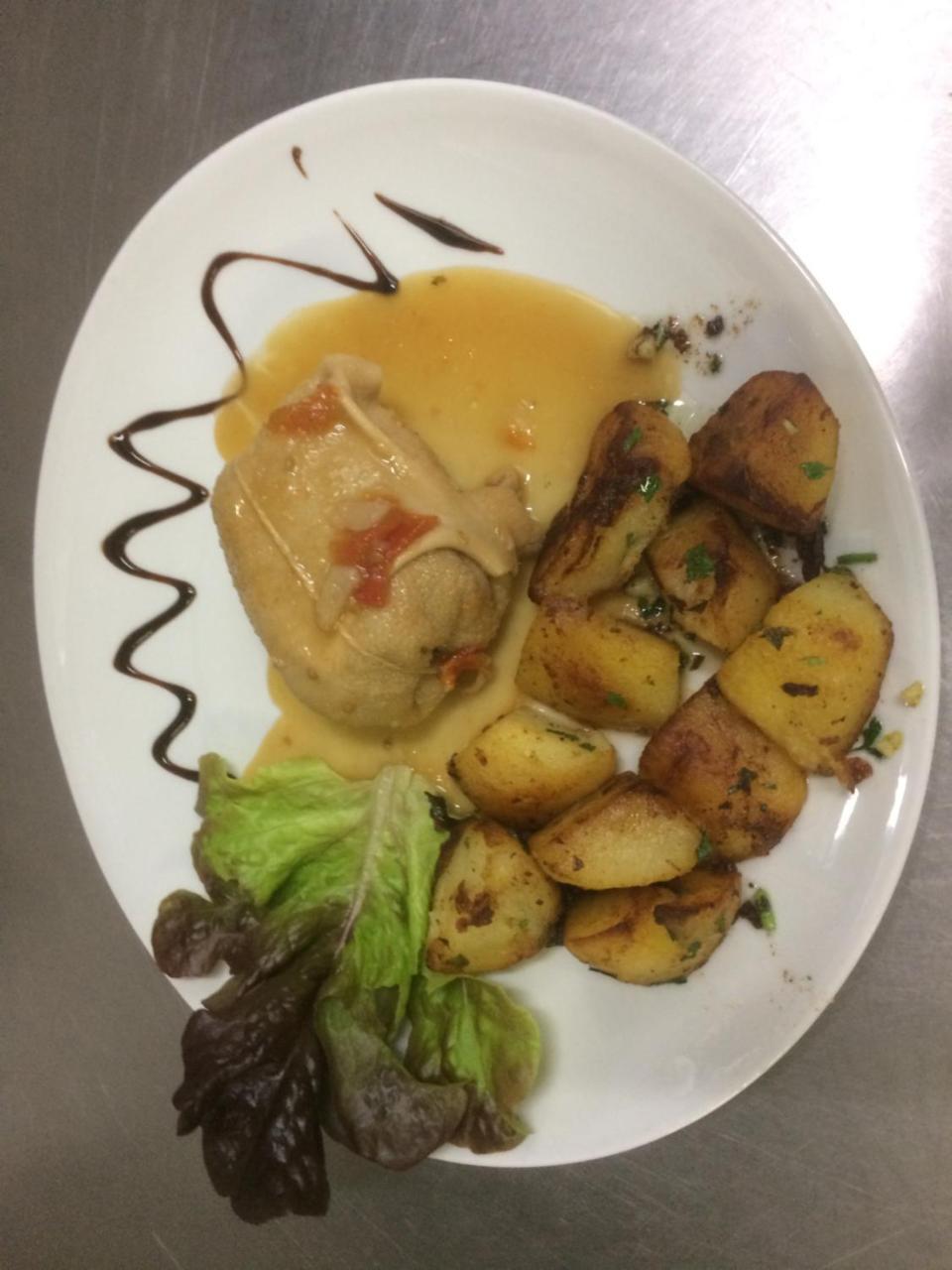 Hotel Restaurant L'Agapanthe Pont-de-Salars Kültér fotó